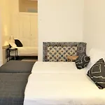 Sj1de - Two Connected In The Heart Of Baixa-rossio With Ac - Sleeps Up To 12 Guests! Lisboa