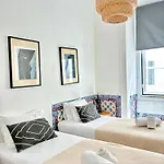 Sj1de - Two Connected In The Heart Of Baixa-rossio With Ac - Sleeps Up To 12 Guests! Lisboa