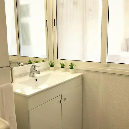 Apartamento Sj1d+e Heart Of Baixa New A/c Spacious 2 Apts 5br2ba Lisboa