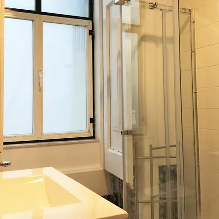 Sj1de - Two Connected In The Heart Of Baixa-rossio With Ac - Sleeps Up To 12 Guests!