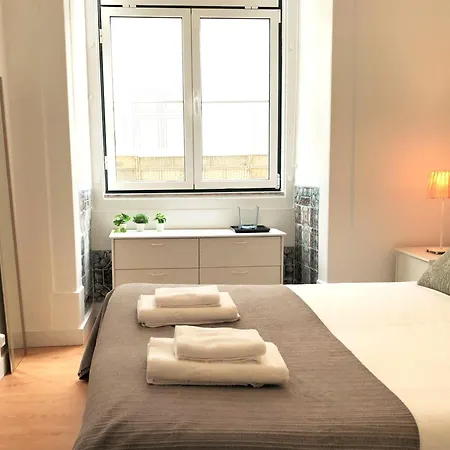 Sj1de - Two Connected In The Heart Of Baixa-rossio With Ac - Sleeps Up To 12 Guests! Daire *