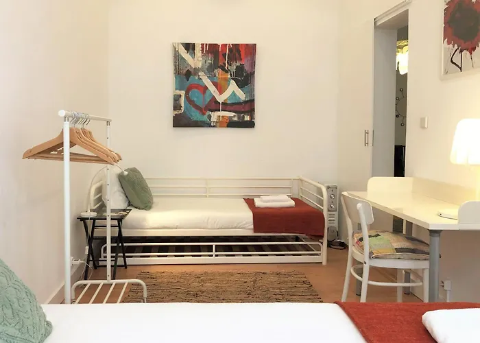 Sj1de - Two Connected In The Heart Of Baixa-rossio With Ac - Sleeps Up To 12 Guests! *