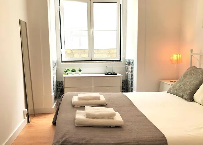 Sj1de - Two Connected In The Heart Of Baixa-rossio With Ac - Sleeps Up To 12 Guests! Διαμέρισμα *