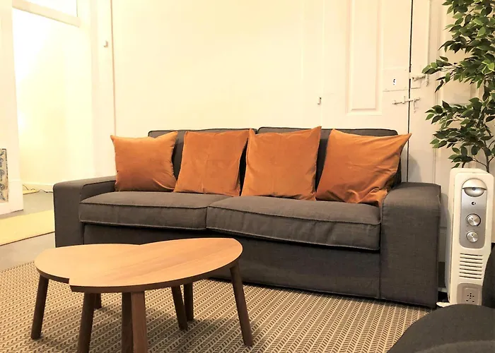 Apartament Sj1de - Two Connected In The Heart Of Baixa-rossio With Ac - Sleeps Up To 12 Guests!