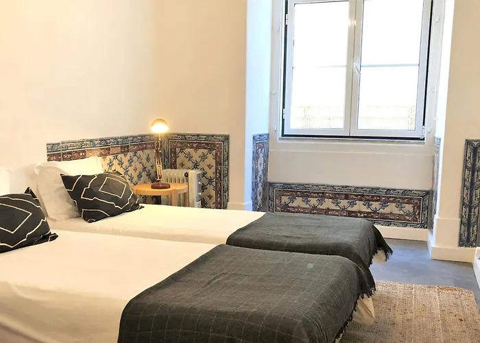 Sj1de - Two Connected In The Heart Of Baixa-rossio With Ac - Sleeps Up To 12 Guests! * Lisboa
