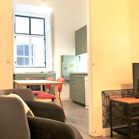 Sj1d+e Heart Of Baixa New A/c Spacious 2 Apts 5br2ba * Lizbona