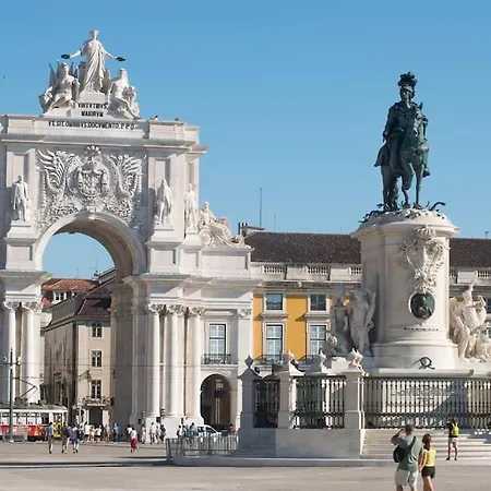 Sj1d+e Heart Of Baixa New A/c Spacious 2 Apts 5br2ba Lisbon