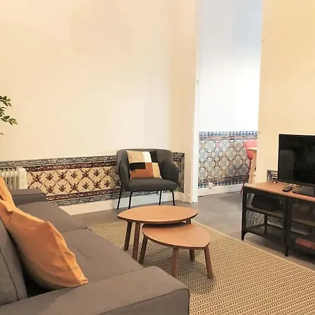 Sj1d+e Heart Of Baixa New A/c Spacious 2 Apts 5br2ba