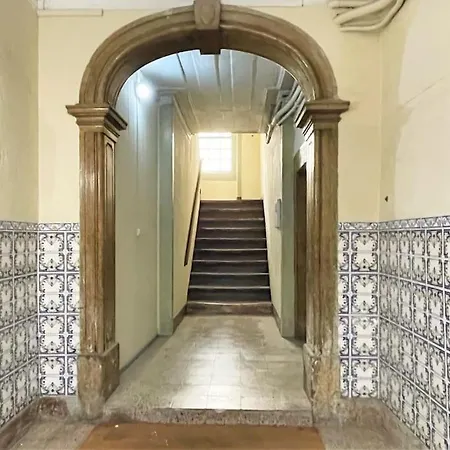 Sj1d+e Heart Of Baixa New A/c Spacious 2 Apts 5br2ba Apartment *