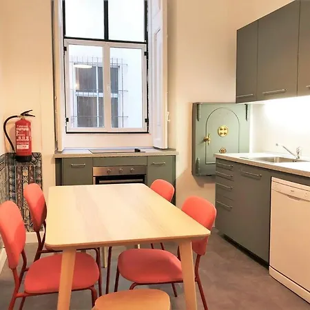 Sj1d+e Heart Of Baixa New A/c Spacious 2 Apts 5br2ba * Lisbon