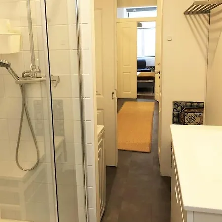 Sj1d+e Heart Of Baixa New A/c Spacious 2 Apts 5br2ba Apartment Lisbon
