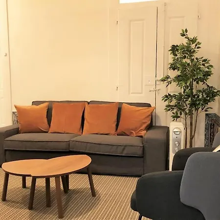 Sj1d+e Heart Of Baixa New A/c Spacious 2 Apts 5br2ba Apartment