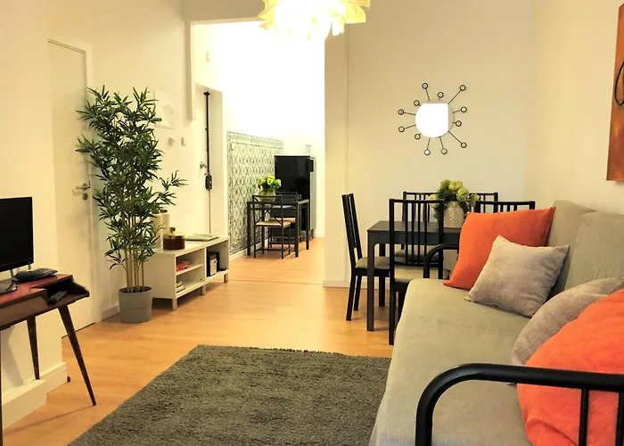 Apartman Sj1de - Two Connected In The Heart Of Baixa-rossio With Ac - Sleeps Up To 12 Guests!