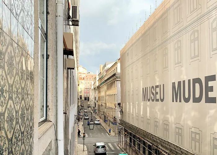 Sj1de - Two Connected In The Heart Of Baixa-rossio With Ac - Sleeps Up To 12 Guests! Lisboa